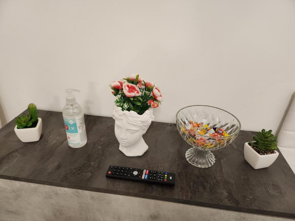 Apartmán Sweet Night In Bari Exteriér fotografie